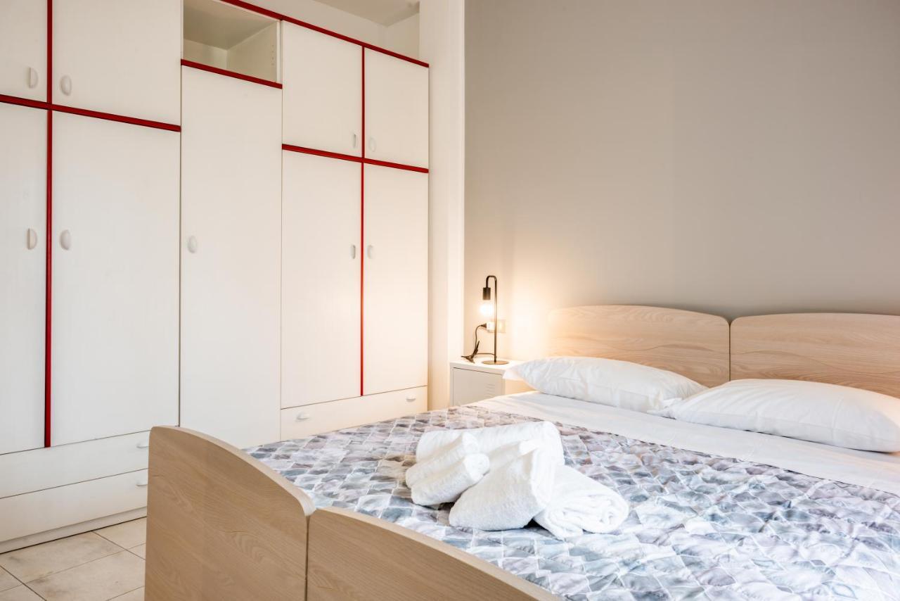Luni Mare Modern Balcony Flat Apartman Marinella di Sarzana Kültér fotó
